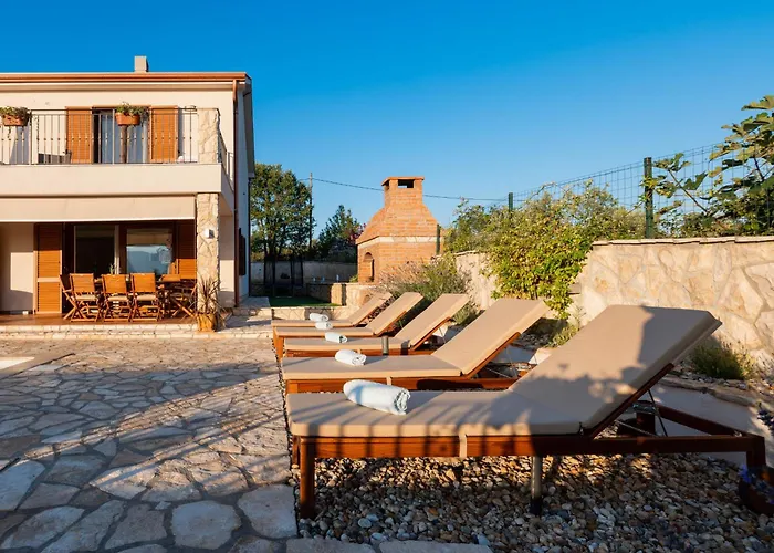 Sara - Perfect Family Villa
