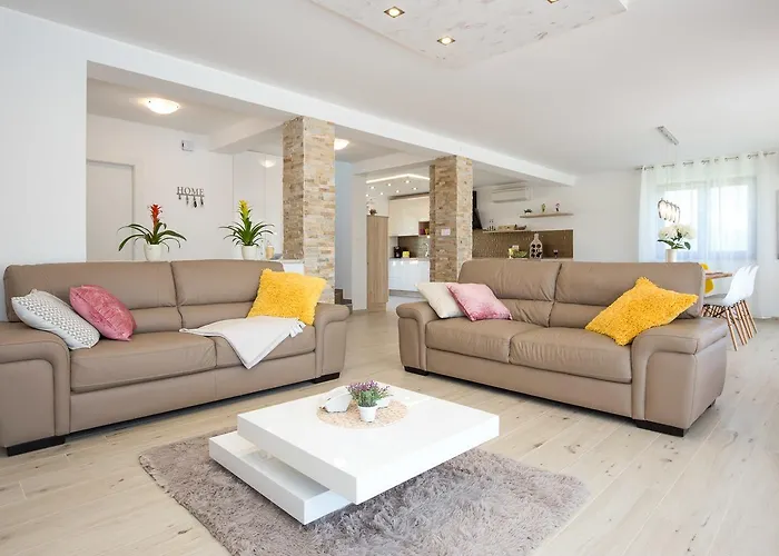 Sara - Perfect Family Villa *